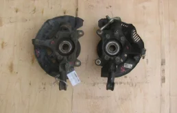 Кулак поворотный правый для Toyota Corolla на фотографиях