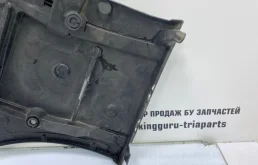 Кронштейн заднего бампера правый для BMW 5er 2019 года на фотографиях