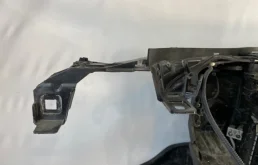 Панель радиатора (телевизор) для Mercedes-Benz GL class на фотографиях