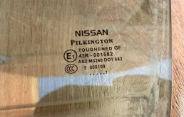 Стекло двери переднее левое для Nissan Qashqai на фотографиях