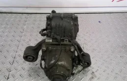 Редуктор заднего моста для Nissan X-Trail 2000 года на фотографиях