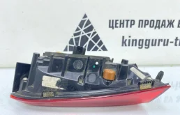 Фонарь внутренний правый для Skoda Rapid 2023 года на фотографиях