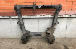 Подрамник двигателя для Toyota Highlander на фотографиях