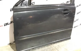 Дверь передняя левая для Volvo S40 2006 года на фотографиях