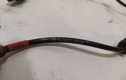 Датчик ABS передний правый для Hyundai Solaris 2016 года на фотографиях