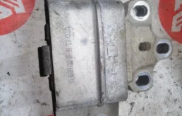 Опора двс Audi A3 2012 8PA