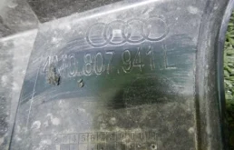 Накладка заднего бампера для Audi Q7 на фотографиях