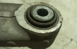 Качающийся рычаг левый для BMW X6 на фотографиях