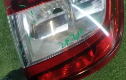 Фонарь правый для Skoda Rapid 2019 года на фотографиях