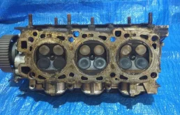 ГБЦ для Mitsubishi Pajero 2001 года на фотографиях