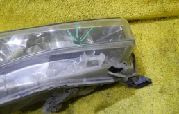 Фара правая для Toyota Highlander на фотографиях