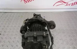 Редуктор заднего моста для Nissan X-Trail 2000 года на фотографиях