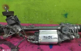 Рулевая рейка для Volkswagen Jetta 2008 года на фотографиях