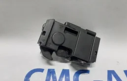 Замок капота для Mercedes-Benz GL class 2016 года на фотографиях