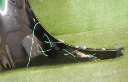 Крылья для Toyota Alphard 2020 года на фотографиях