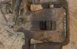 Суппорт задний правый для Hyundai Solaris на фотографиях