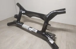 Задний подрамник для Mitsubishi ASX 2010 года на фотографиях