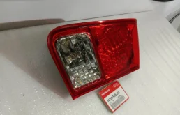 Фонарь правый для Honda Civic на фотографиях