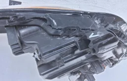 Фара правая для Toyota Highlander 2025 года на фотографиях