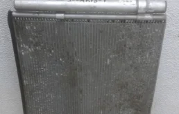 Радиатор кондиционера для Hyundai Solaris на фотографиях