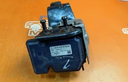 Блок ABS для Mercedes-Benz GL class X166 2012-2016