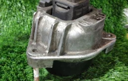 Опора двигателя передняя правая нижняя для BMW 7er F01, F02, F03, F04 2008-2015