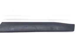 Молдинг двери передний правый для Toyota RAV4 на фотографиях