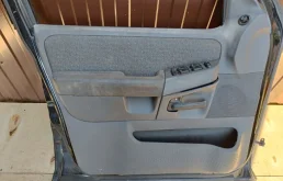 Дверь передняя левая для Ford Explorer 2013 года на фотографиях