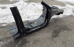 стойка центральная правая для Volvo XC70 BZ 2007-2016