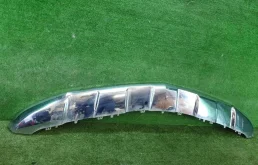 Фартук переднего бампера для Mercedes-Benz GL class на фотографиях