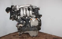 Двигатель для Hyundai Matrix 2006 года на фотографиях