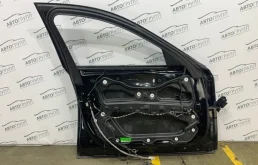 Стекла и зеркала для BMW 7er 2009 года на фотографиях