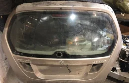 Крышка багажника для Suzuki Liana ER 2001-2008