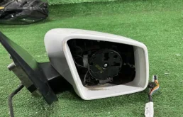 Зеркала для Mercedes-Benz M class 2013 года на фотографиях