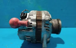 Генератор для Nissan Navara 2008 года на фотографиях