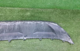 Спойлер переднего бампера для Audi Q7 2018 года на фотографиях