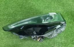 Фара левая для Audi A5 2014 года на фотографиях