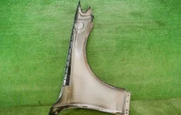 Крыло левое для Mercedes-Benz E class 2021 года на фотографиях