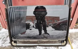 Стекло люка для Mercedes-Benz S class 2007 года на фотографиях