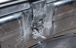 Капот для Audi Q3 2015 года на фотографиях