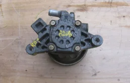 Насос ГУР для Honda CR-V 1998 года на фотографиях