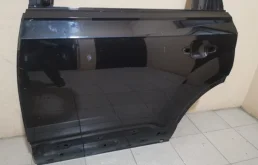 Дверь задняя левая для Audi Q7 2018 года на фотографиях