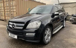 Капот для Mercedes-Benz GL class 2006 года на фотографиях