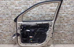 Двери для Jeep Grand Cherokee на фотографиях