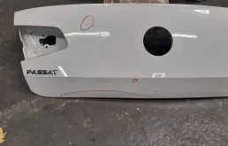 Дверь багажника для Volkswagen Passat на фотографиях