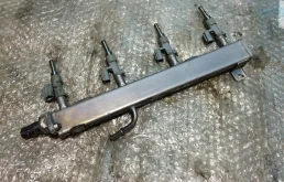 Топливная рампа (2381425022) для Toyota RAV4 XA50 2019+