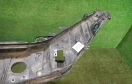 Панель радиатора (телевизор) для Mercedes-Benz M class на фотографиях