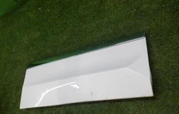 Молдинг двери задний правый для Volkswagen Tiguan 2022 года на фотографиях