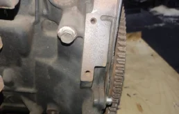 Двигатель для Nissan Primera 1996 года на фотографиях