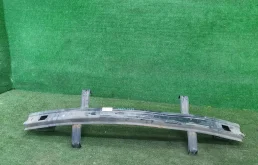 Усилитель бампера задний нижний для Hyundai Solaris 2014 года на фотографиях